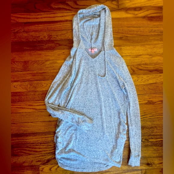 feathers Tops - Feathers light grey maternity hoodie